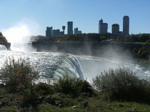 Chutes du Niagara et Niagara Falls (Canada)
